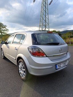 Opel Astra 1,6 - 5