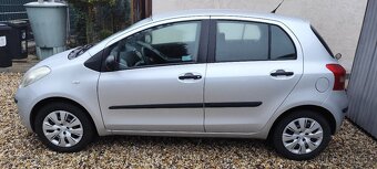 Toyota Yaris 1,3 benzín 64 kW - 5