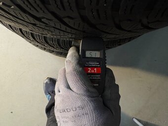Zimní pneu Nokian 235/65R18 - 5