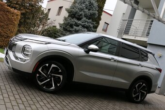 Mitsubishi Outlander 2.4 ,7míst, intense - 5