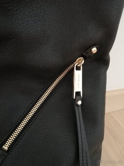 Michael Kors 30T8GZUH7L černá - 5