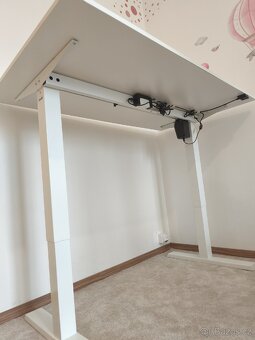 Elektrický polohovací pracovní stůl Alza Ergo - 5