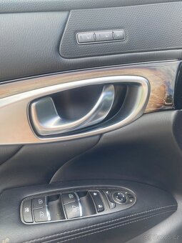 Infiniti Q70 2.2d Premium, 125 kW, Výborný stav - 5