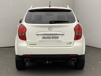 SsangYong Korando 2.0 e-XDi ,  129 kW nafta, 2010 - 5