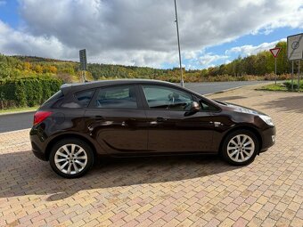 OPEL ASTRA J 1.4 T 103kW-2012-146.830KM-VÝHŘEV,AC-DOBRÝ STAV - 5