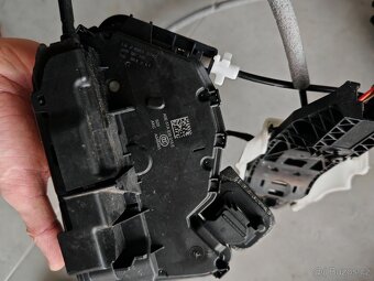 Škoda Kodiaq 565 - dveře náhradní díly, elektro, sklo - 5