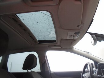 ford focus09 díly benzín - 5