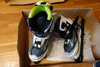 Prodám krásné brusle Action-EVO Zeleno-bílo-černé - 5