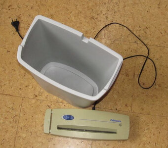 Skartovačka Fellowes FS5 - 5