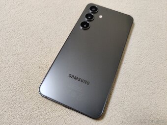 Samsung Galaxy S24. 8gb/128gb. Farba Black Onyx. - 5