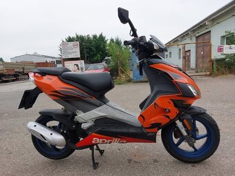 2005 APRILIA SR 50 naj.15000 KM po servisu - 5