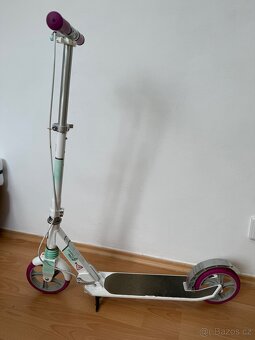 Kolobezka Decathlon Oxelo 9 Mid 9-14 let - 5