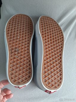 Prodám Vans boty vel. 40 - 5