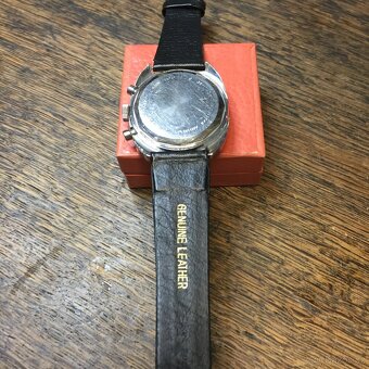 krásné švýcarské hodinky Le Phare - Chronograph 1965s - 5
