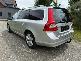Volvo V70, 2.5T automat, Tažné,2009,Top - 5