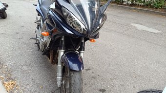 Yamaha FZ 6 S Fazer (2003) velmi pěkný, jen 29 tis.km - 5