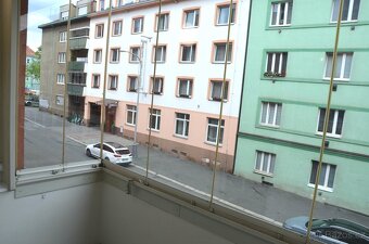 Pronájem bytu 2+1, 70m2 po rekonstrukci, Praha 9 Vysočany - 5
