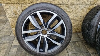 Prodám Alu kola VW 5x112 plus zimní pneu 205/50 r17. - 5