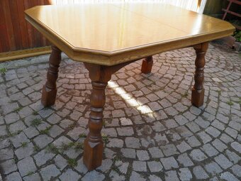 BYTELNÝ ROZKLÁDACÍ STŮL - 5