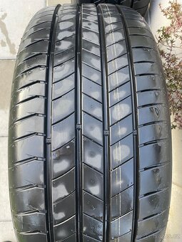 Prodam zanovni letni pneu 235/50/r19 - 5