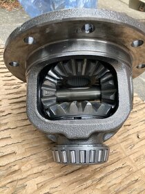 Přední diferenciál OE Nissan Patrol Y61 GU4 - 5