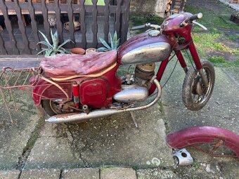 Jawa 250/353 Kyvacka - 5