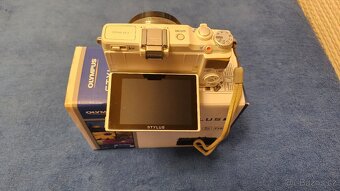 Olympus STYLUS XZ-2 - 5