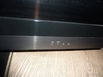 TV SHARP LC-40LE705E + set top box EVOLVE OMEGA T2 - 5