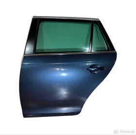 Všechny dveře modrá satin LC5F VW Golf 5 kombi r.v. 2009 - 5