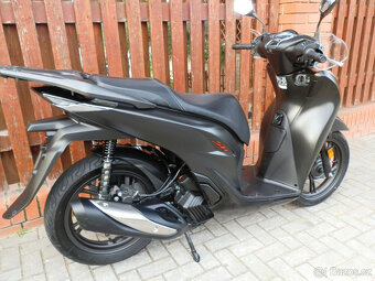 Honda SH 125i Sport (2023) - 5