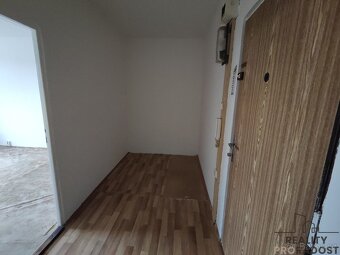 Pronájem družstevního bytu 2+1 v Chomutově na Kamenném vrchu - 5
