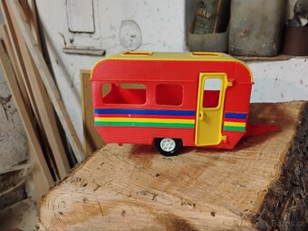 Auto + karavan Wader - 5