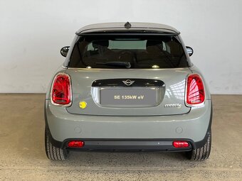 MINI Cooper Elekro 184PS Nav LED Kůže DPH Výhř AL 10/21 - 5