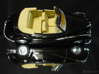 BMW 502 1955 Maisto 1/18 - 5
