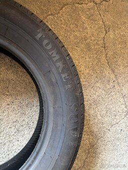 Prodam Letni pneu Tomket 225/60R17 - 5