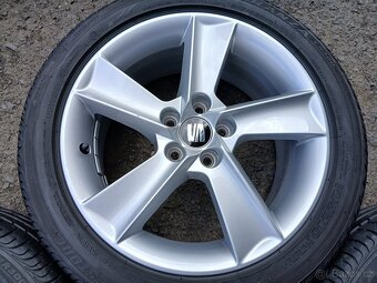 Prodám sadu Orig Alu kol Škoda 215/45R16 letní - 5