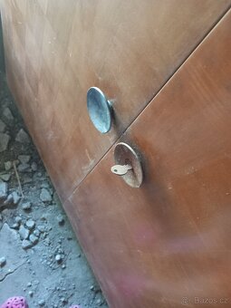 Starý nábytek OP Závody se šachovnicí - 5