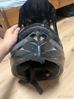 Helma na motocross - 5