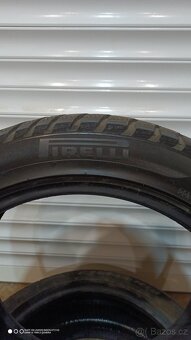 Zimní pneumatiky 235/45r18 - 5