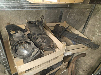 Ford Sierra - díly, volat - 5