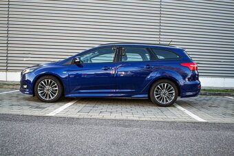 Ford Focus Kombi 1.5 EcoBoost ST Line - 5