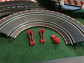 Autodráha Carrera GO-náhradní díly,trafa,ovladače, - 5