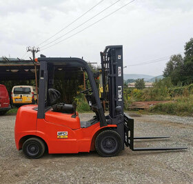 Heli CPCD 25 G, diesel, triplex, pozicionér vidlíc, r. 2014 - 5