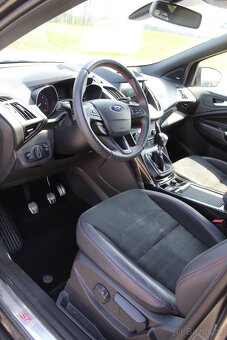 Ford Kuga ST-Line 2.0 Tdci 132Kw 4x4 1.majitel 106000km Led - 5