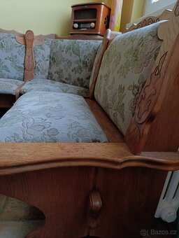 Jídelní sestava - rozkládací stůl, rohová lavice a židle - 5