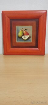 Obrázek, červené pomeranče a obrázek hrušky. - 5