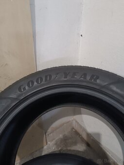 Letní  pneu 235/55/19 Goodyear Eagle F1 SUV 4x4 - 5