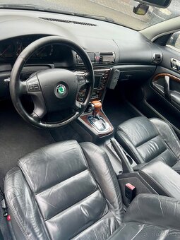 Škoda Superb 2.8 V6 142kw - 5