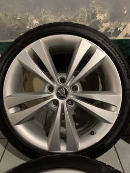 Alu kola Škoda R18 5X112 ZÁNOVNÍ LETNÍ PNEU 225/40R18 NEPTUN - 5