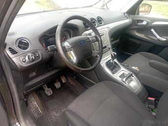 Ford galaxy - 5